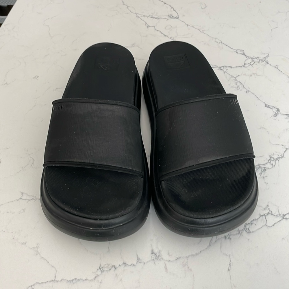 Reef platform slides